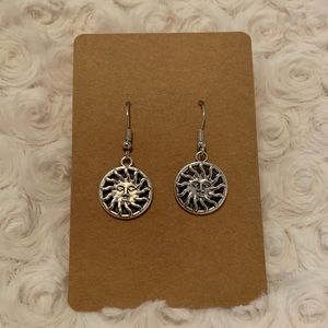 SILVER SUN FACE EARRINGS 🌞🌞